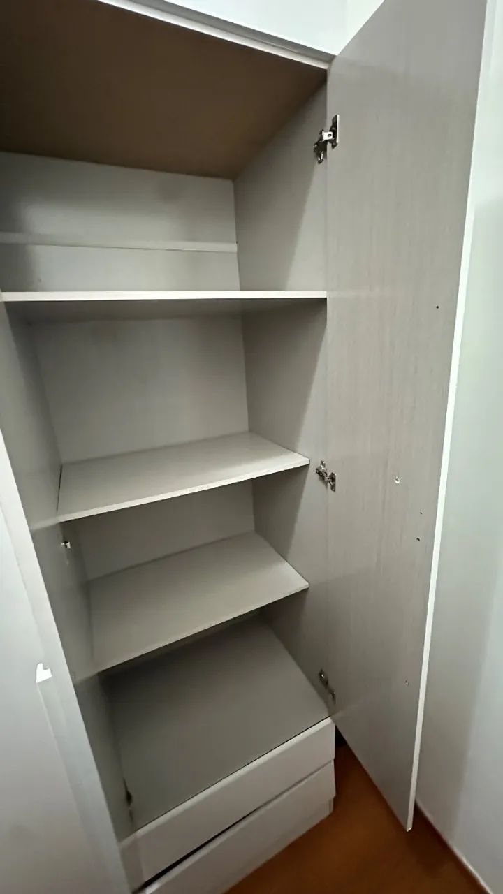 Guarda roupa + cômoda  - Foto 3