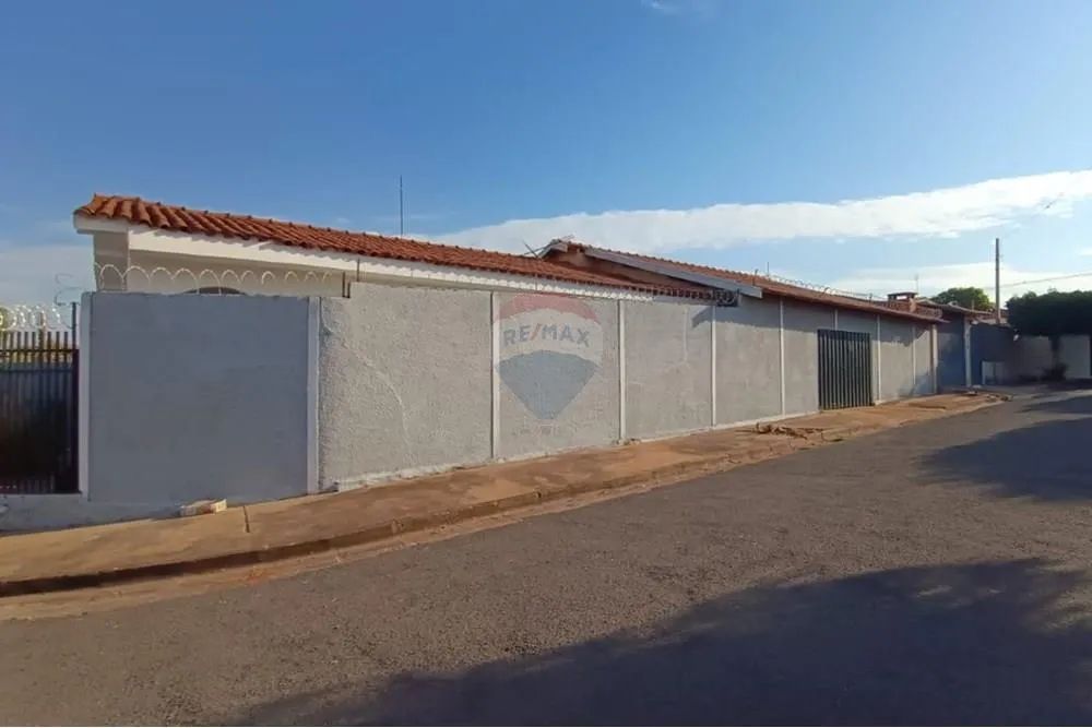 Casa dos Sonhos em Lins: Conforto e Praticidade - Foto 2