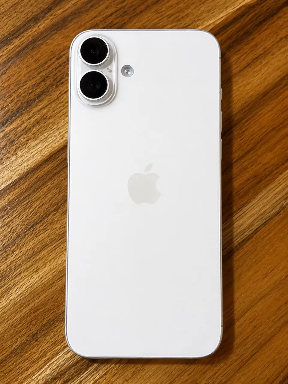 iPhone 16 Plus  - Foto 2