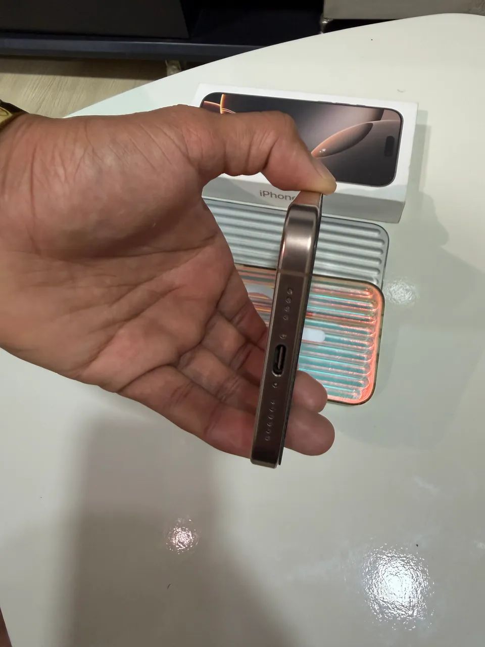 iPhone 16 Pro Max  - Foto 2