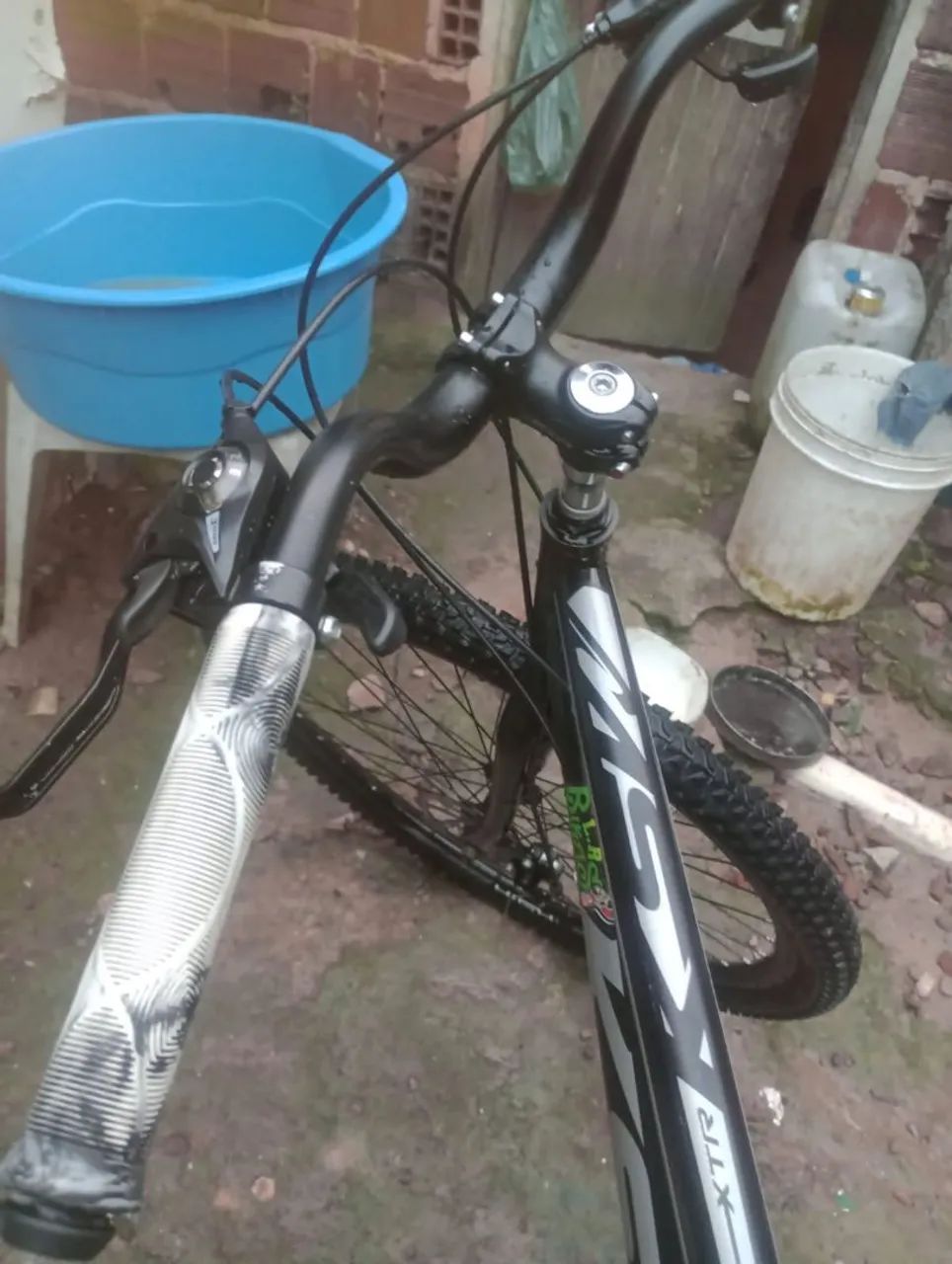 Bicicleta aro 29 semi-nova - Foto 5