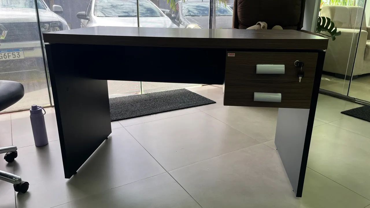 MESAS DE ESCRITÓRIO À VENDA $ 550<br>