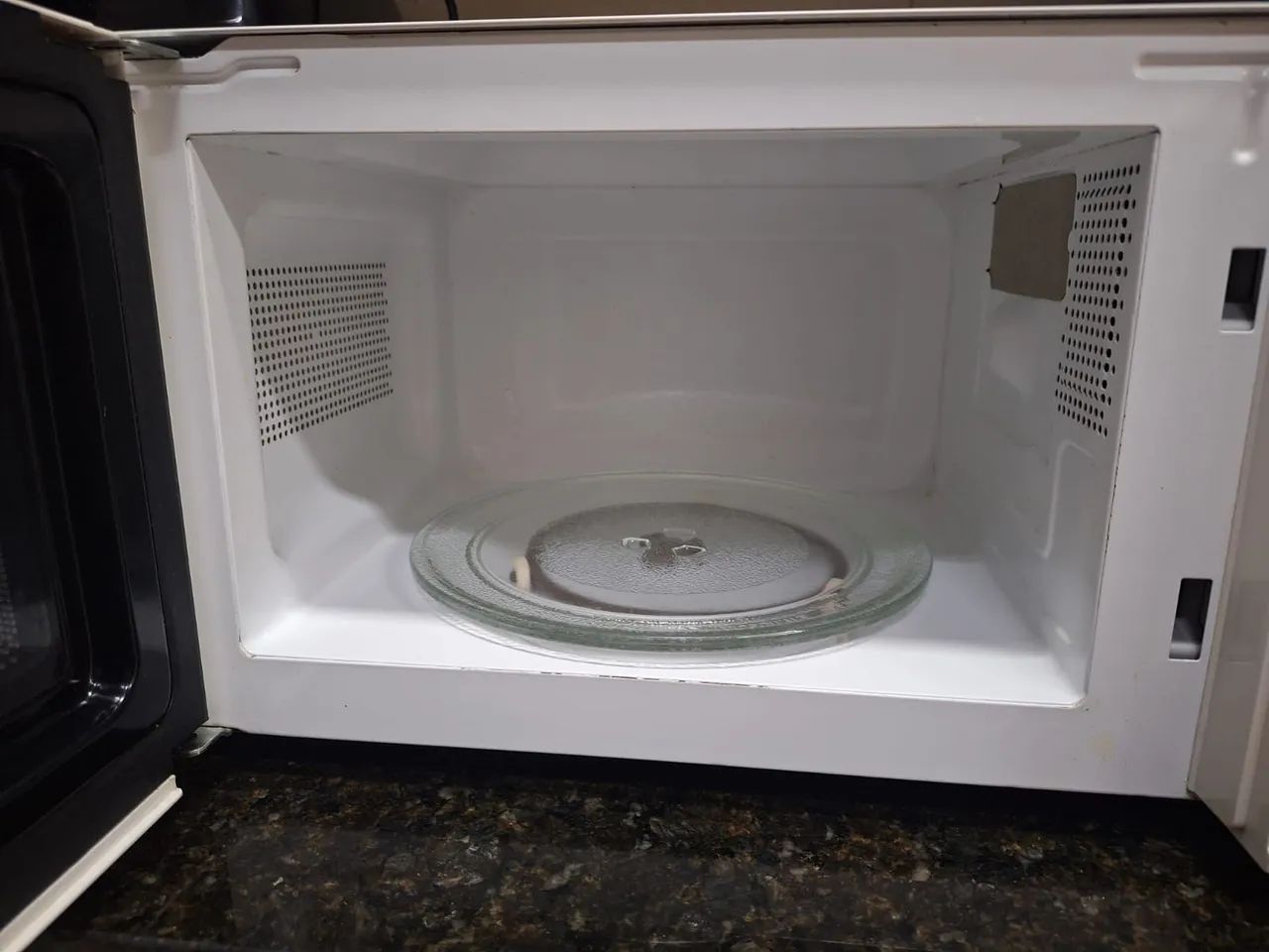 Microondas Philco 25 litros perfeito  - Foto 4
