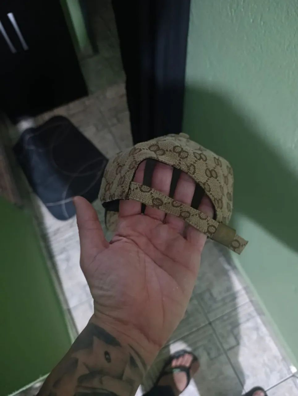 Boné Gucci Abelha ? - Foto 2