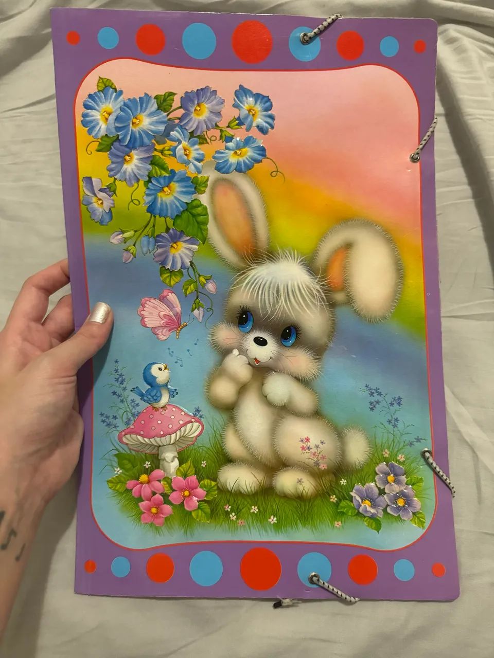 Pasta rara e antiga coelhinho década de 80