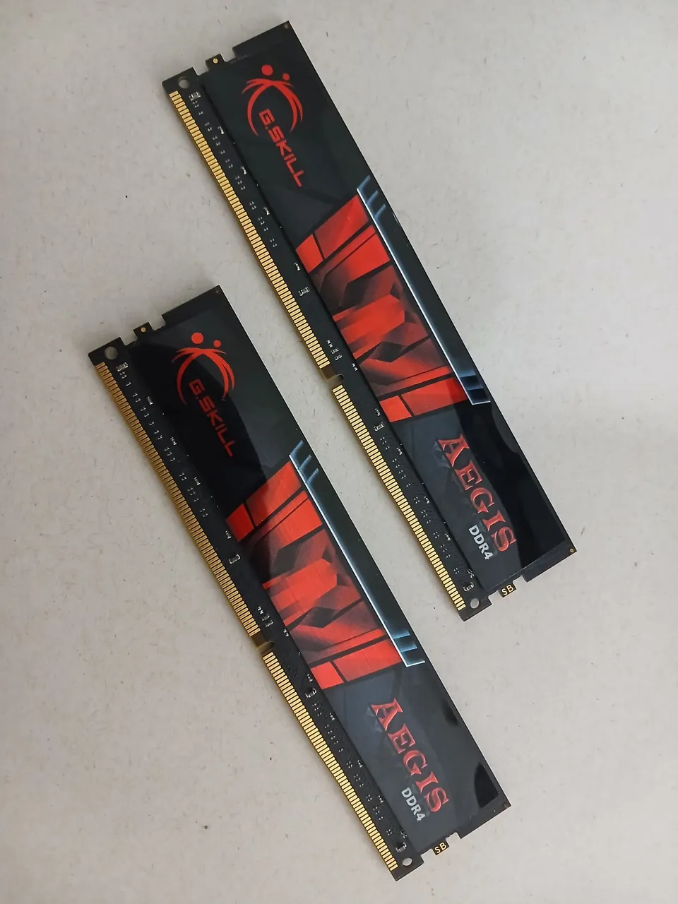 Memória RAM 16GB 2666MHz Gamer Team Group T-Force Vulcan Z - OLX