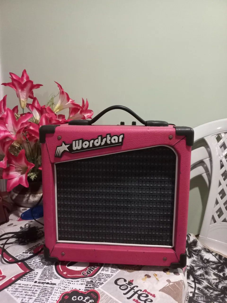 Amplificador Wordstar com microfone 