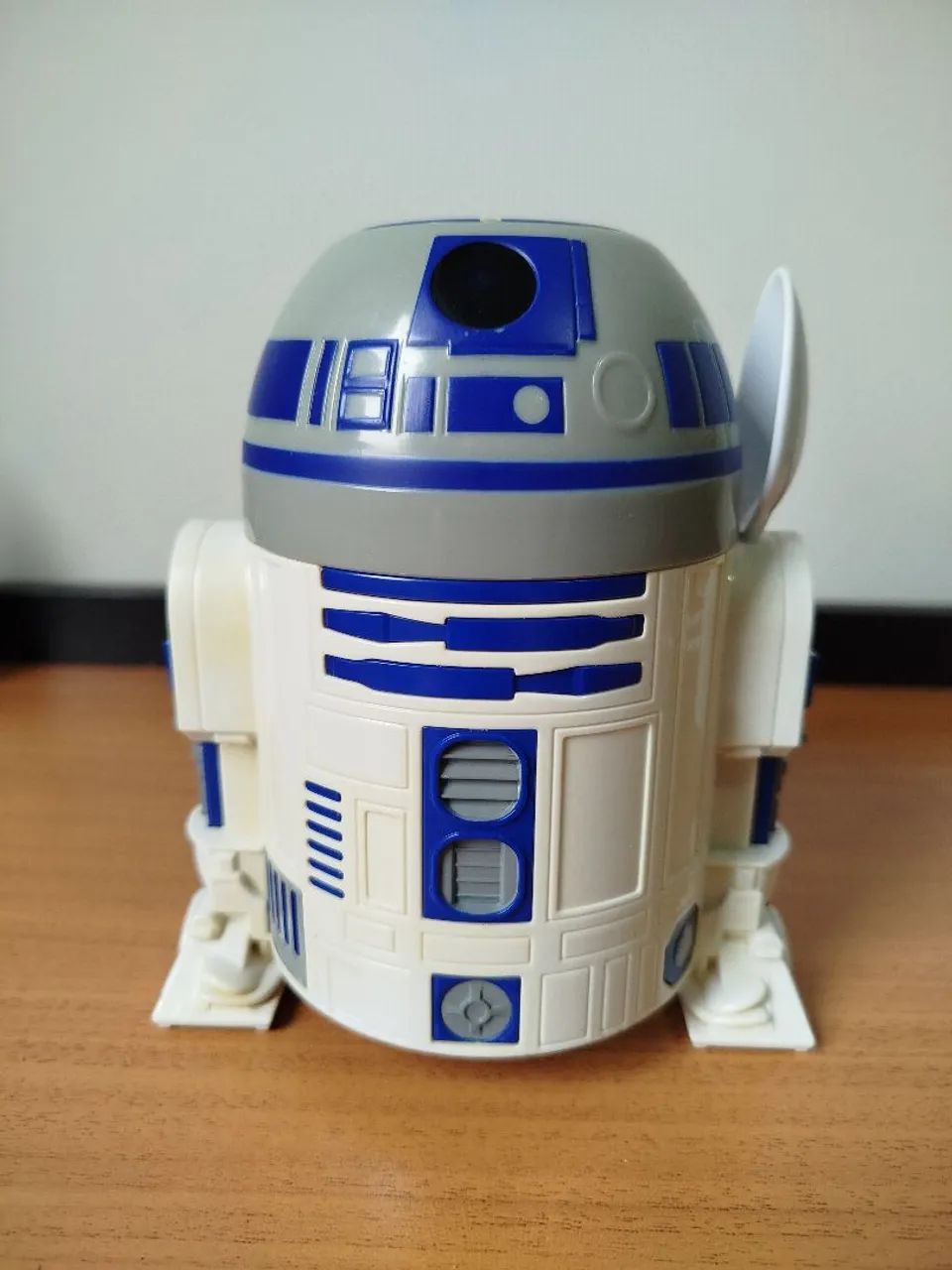 R2D2 Nescau Cereal Star Wars