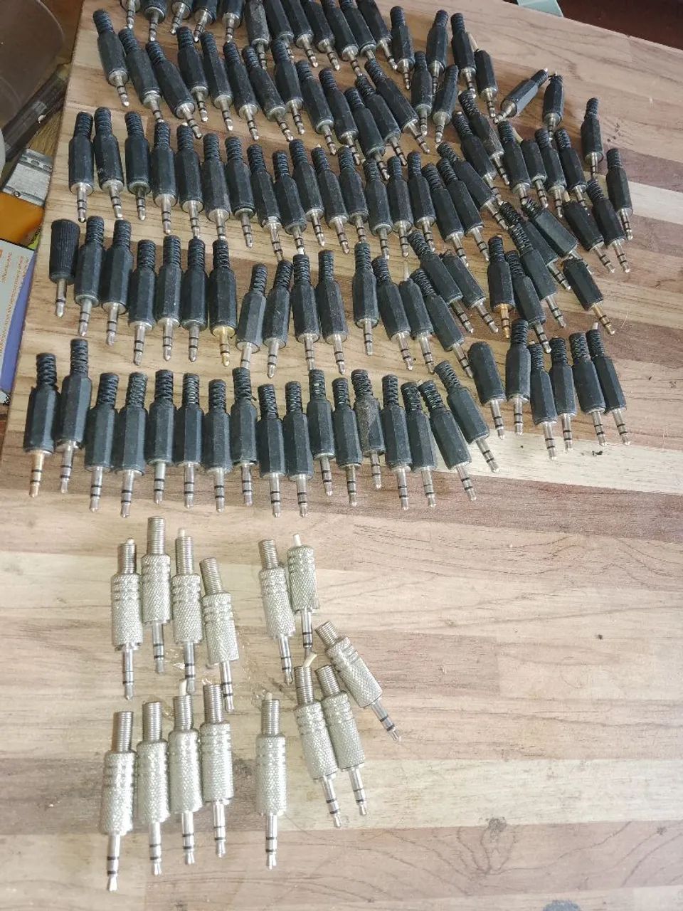 Plugues P2 stereo 