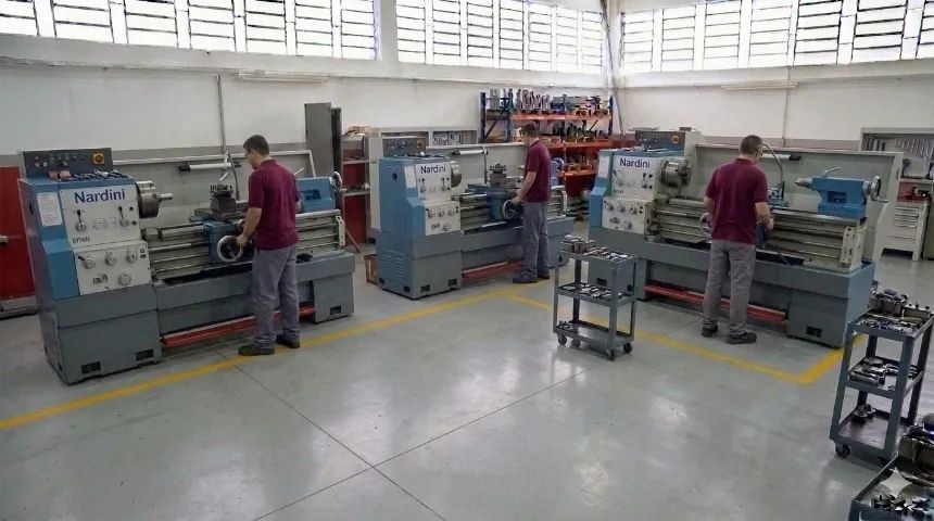 SERVIÇOS DE USINAGEM DE PRECISÃO