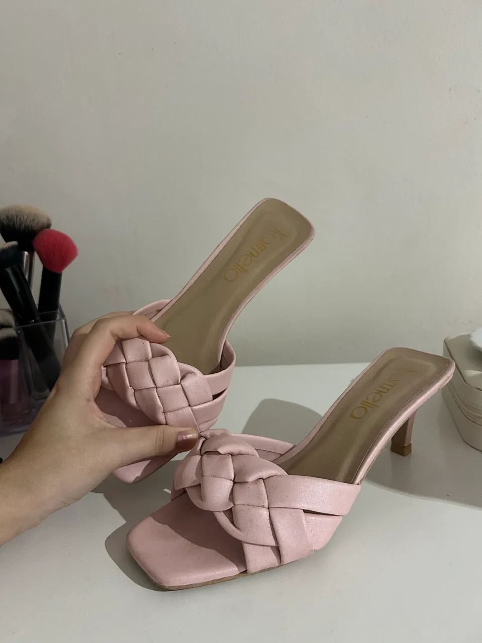 Salto rosa bebê 
