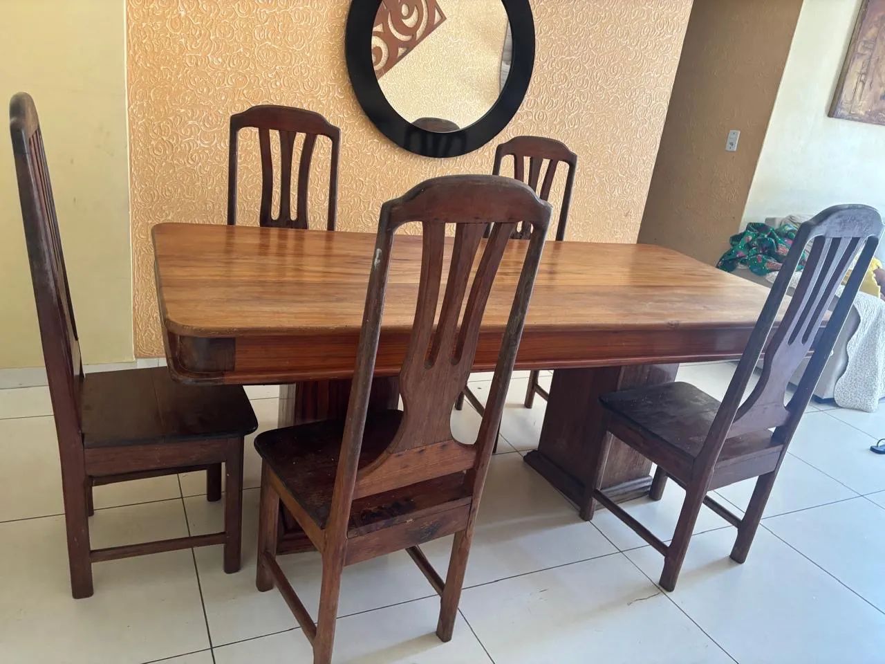 Vendo mesa de madeira - Foto 2