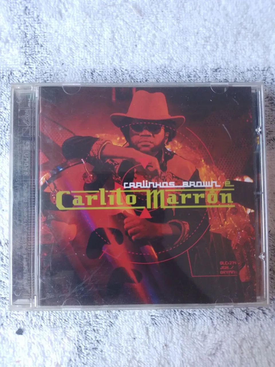 CD Carlinhos Brown és Carlito Marrom pouco uso