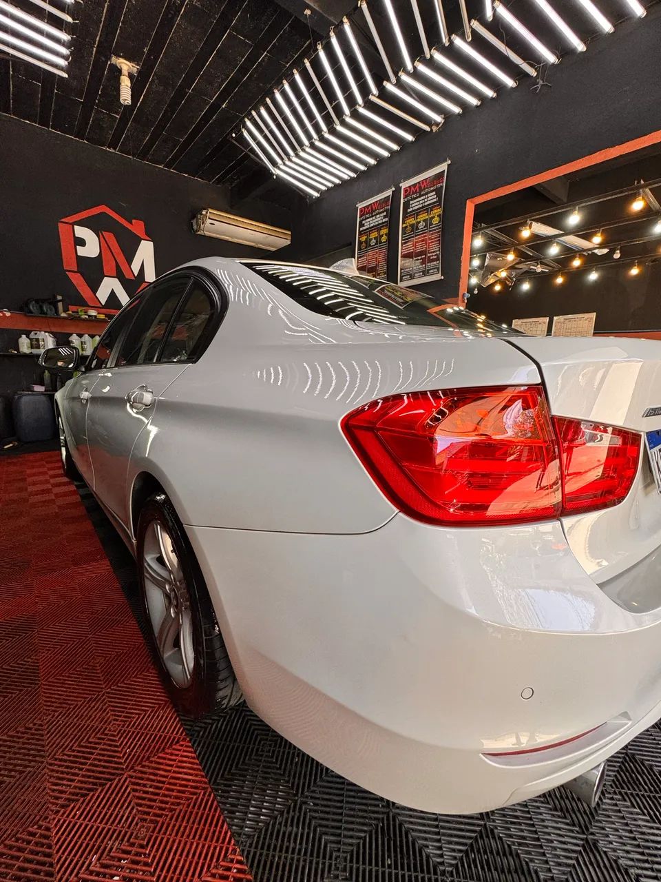 BMW 320I A 2.0 Turbo/activeflex 16V 184cv 4P 2015