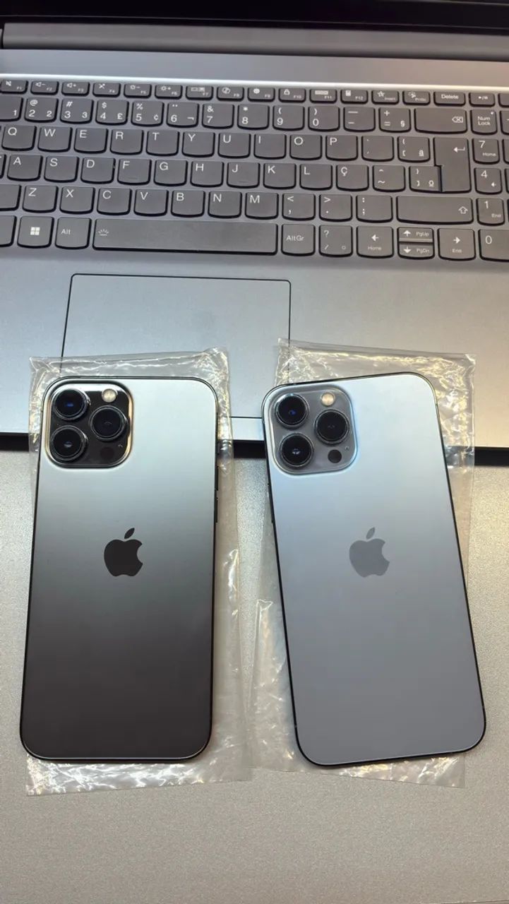 IPhone 13 Pro Max ( azul e preto ).