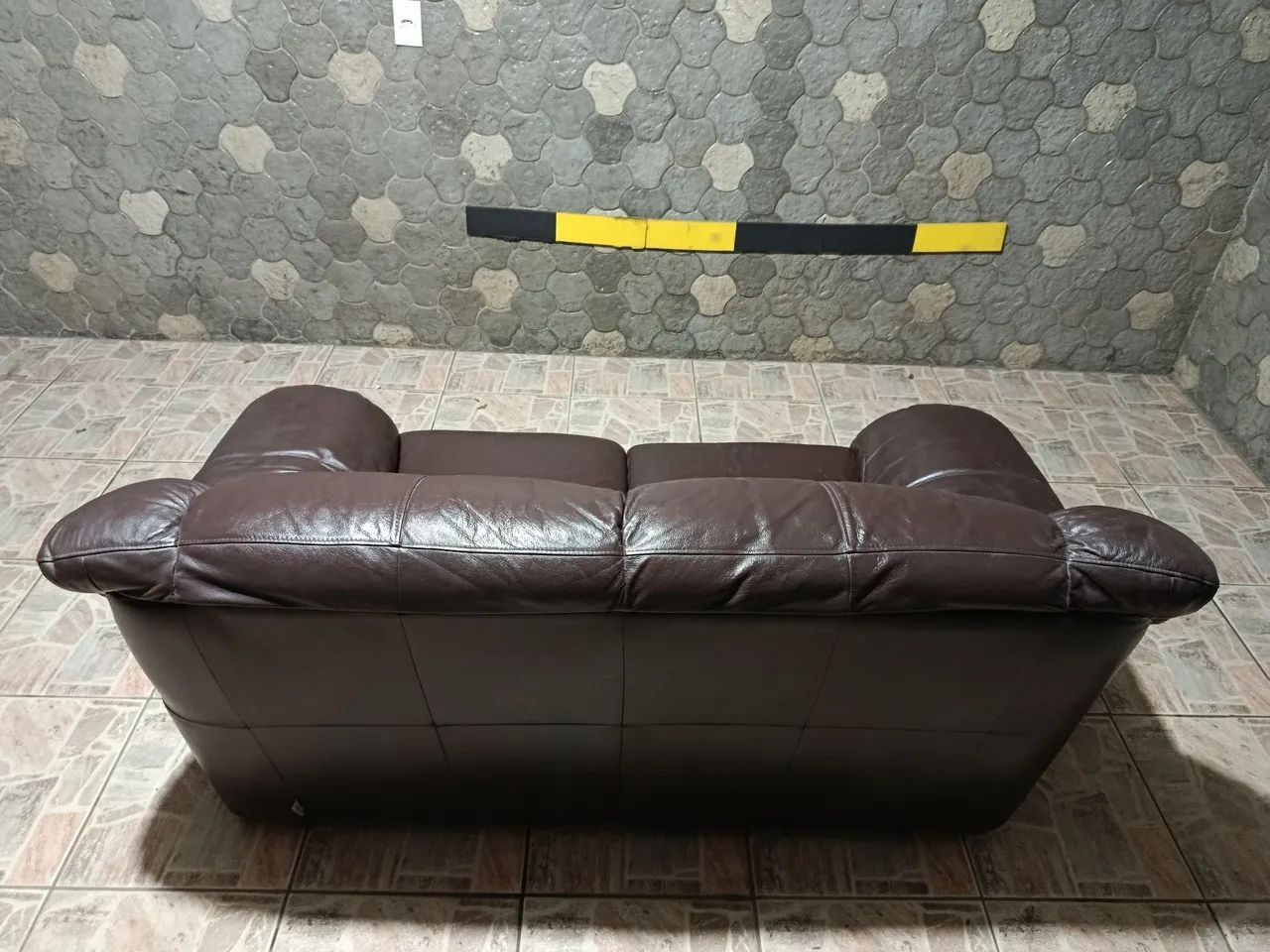 Sofá de couro Minuano marrom  - Foto 3