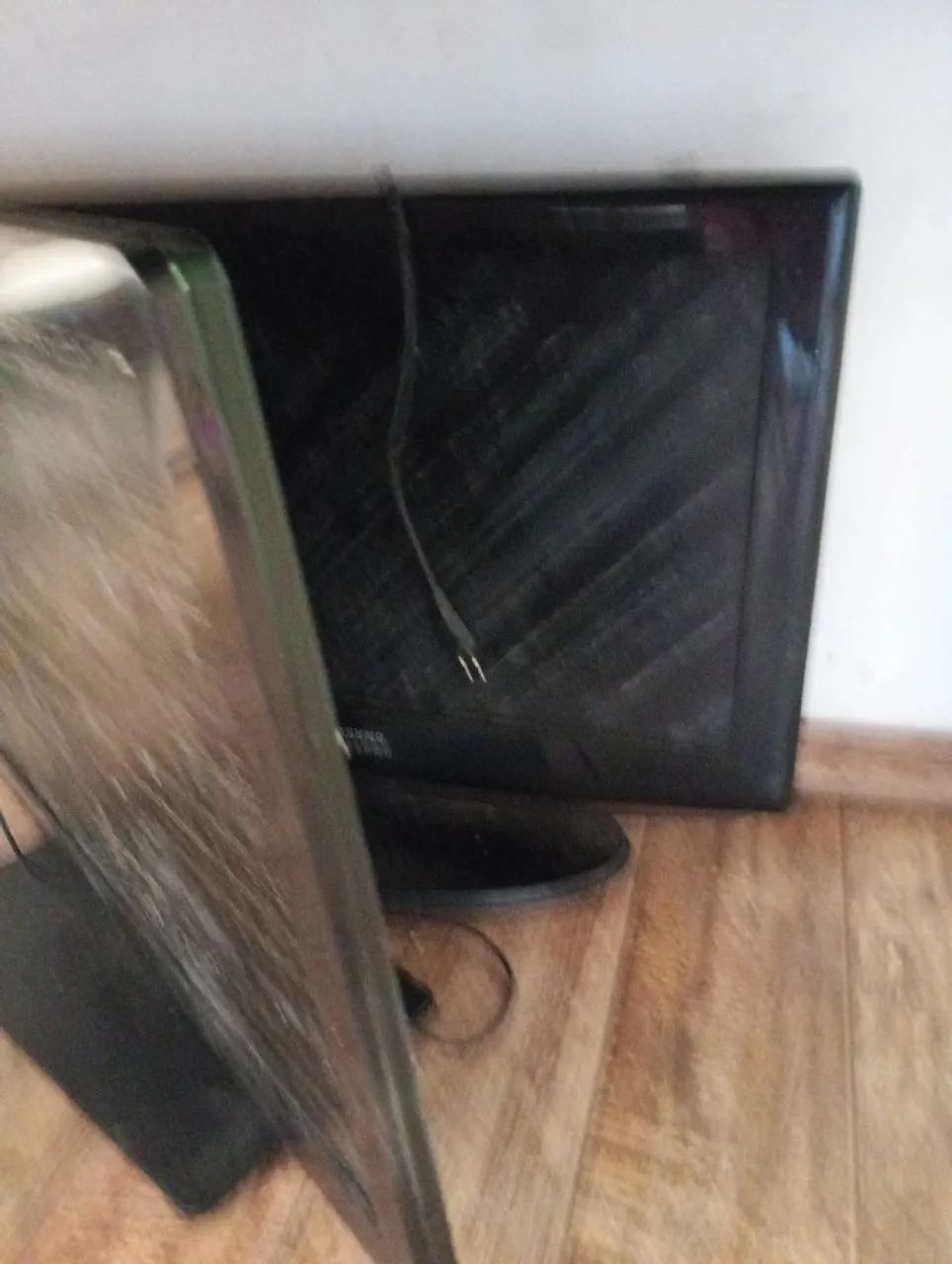 Tvs com defeitos de led e lcd - Foto 2