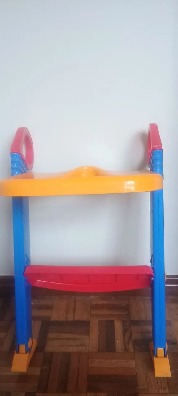 Redutor De Assento Infantil Com Escada Para Vaso Sanitário - Foto 4