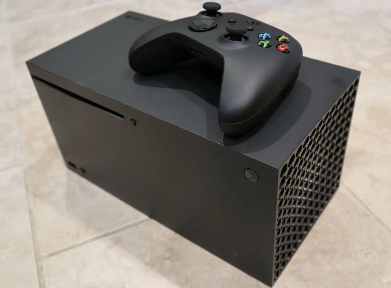 XBOX SÉRIE X COMPLETO COM CAIXA  - Foto 2