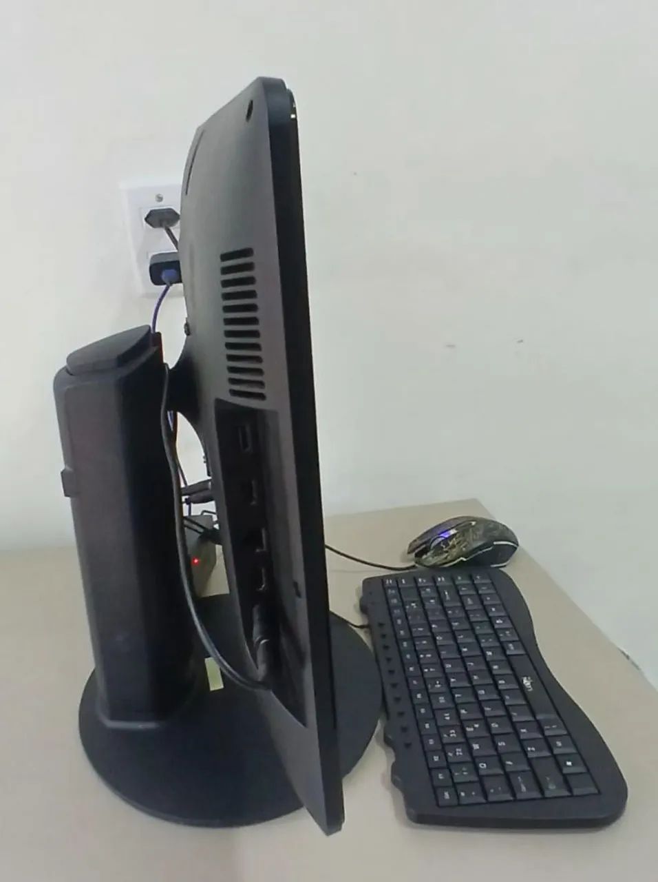 Computador tudo em 1 core i3 4GB RAM tela 19 polegadas  - Foto 3
