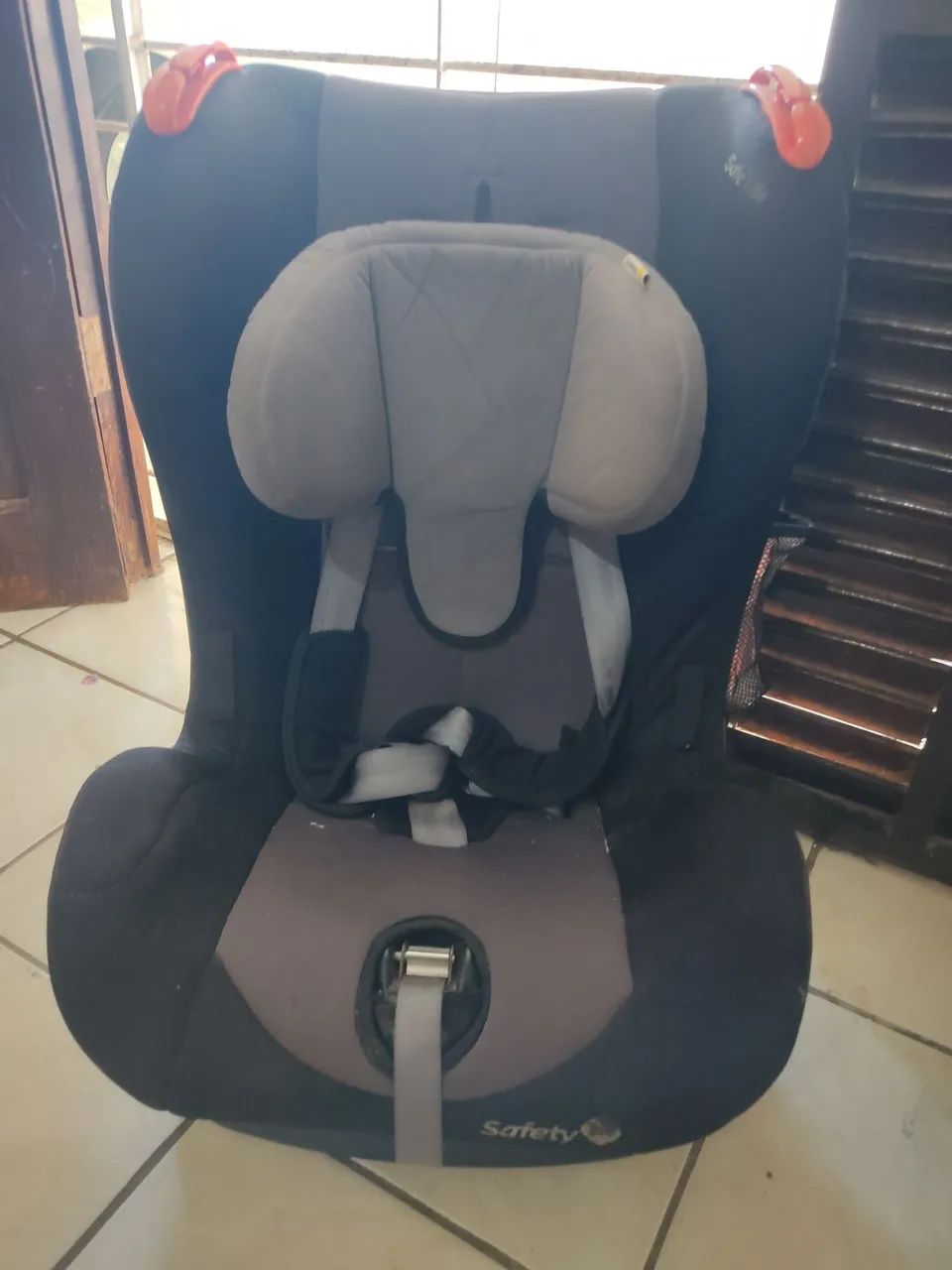 Cadeira de carro infantil. - Foto 4
