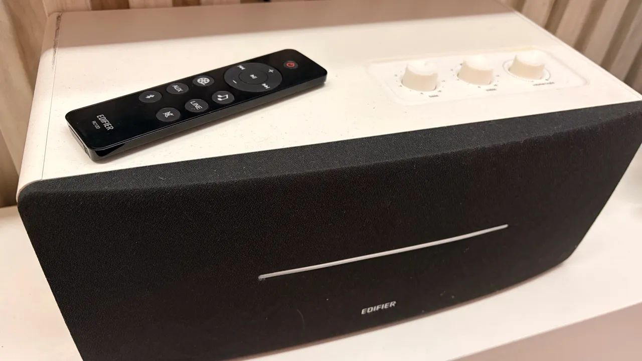 Caixa de som edifier com Bluetooth e controle 70w