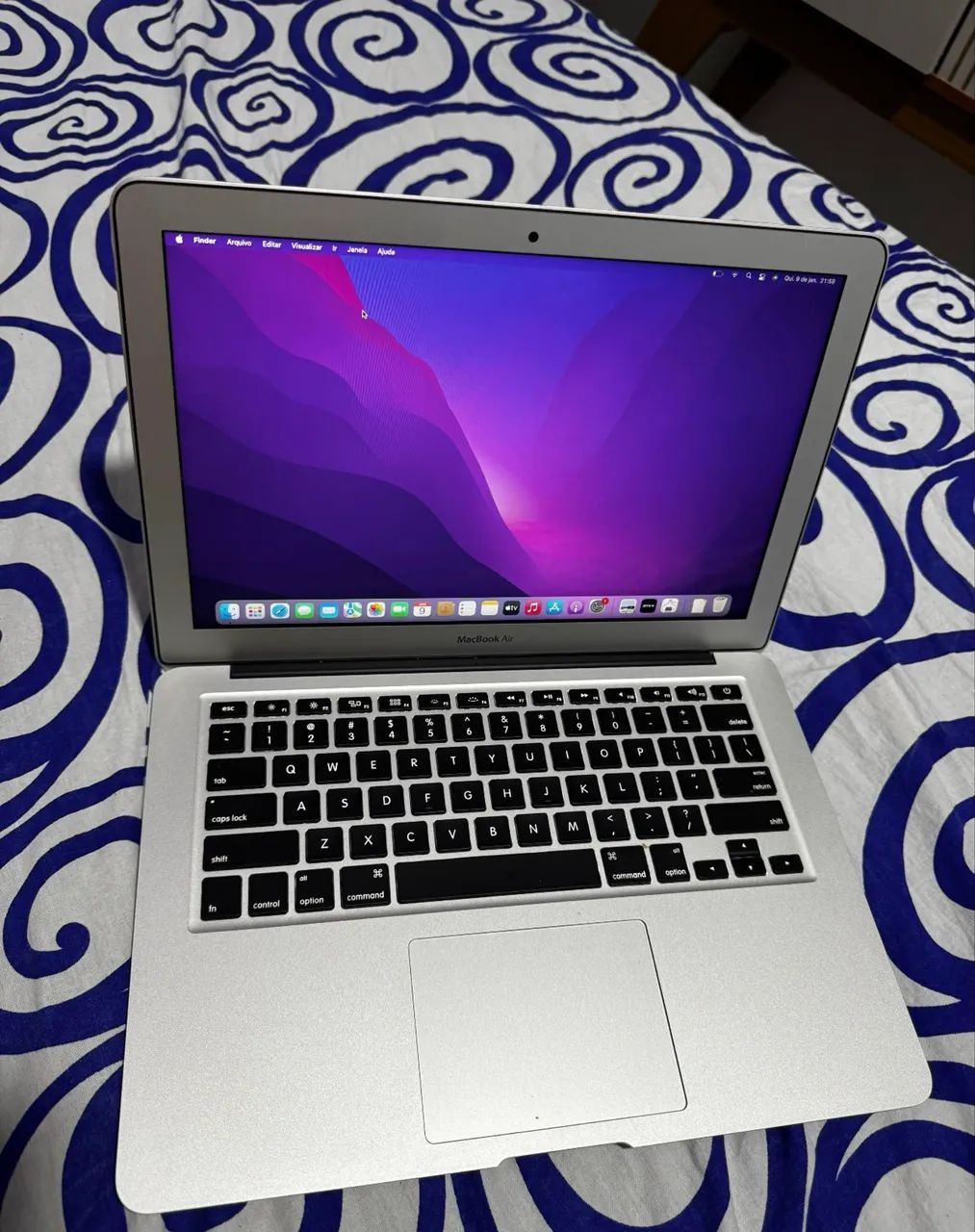 ? MacBook Air 13? 2017 | 256GB SSD | 8GB RAM | Core i5