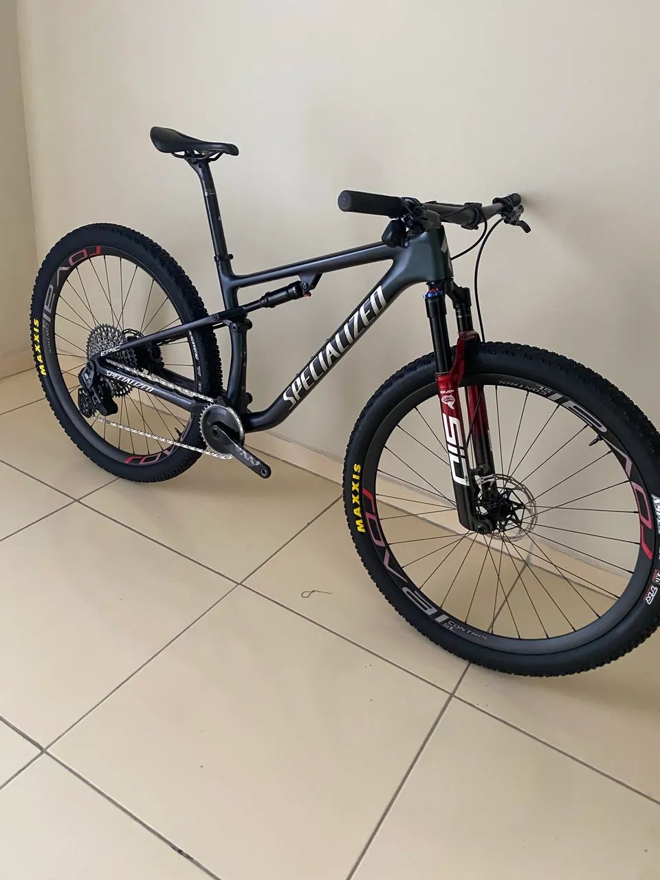 Bike specialized muito nova
