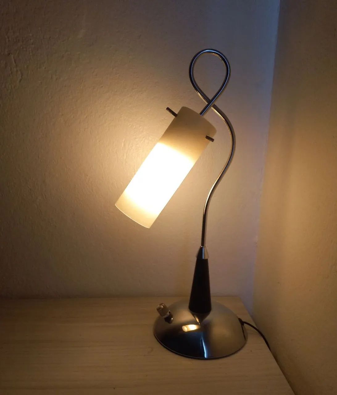LUMINÁRIA DE MESA - Foto 2