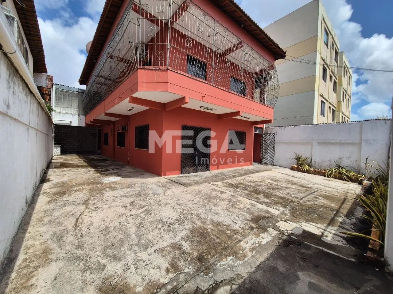 Casa com 6 quartos no bairro Montese em Fortaleza, CE - Foto 2