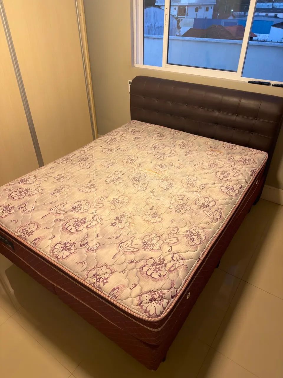 Cama e colchão Queen - Foto 2
