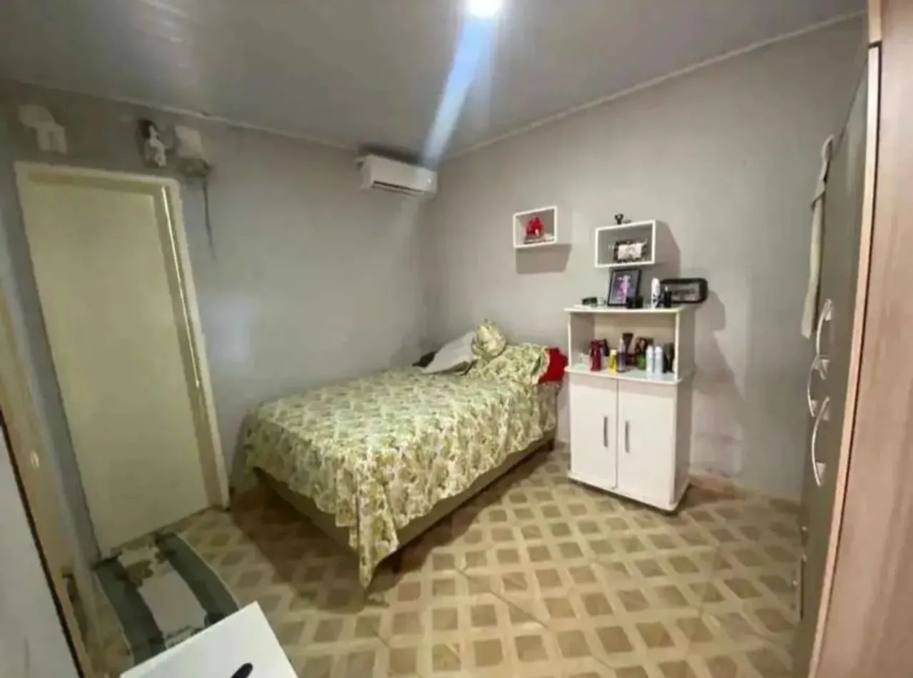 Casa à Venda 3 Quartos 2 Banheiros - Foto 5