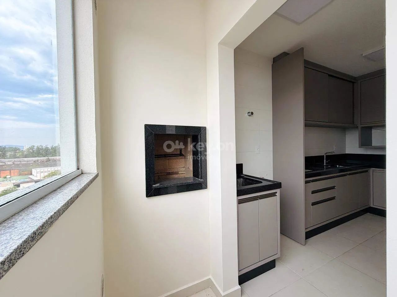 Apartamento mobiliado de 2 quartos à venda em Tubarão, SC - Foto 2