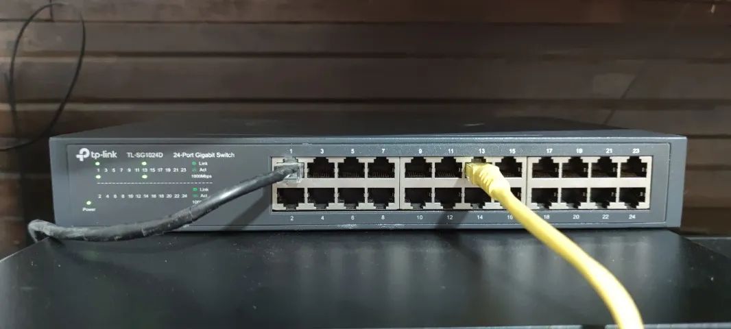 Switch Gigabit de 24 portas TP-Link TL-SG1024D - Foto 2