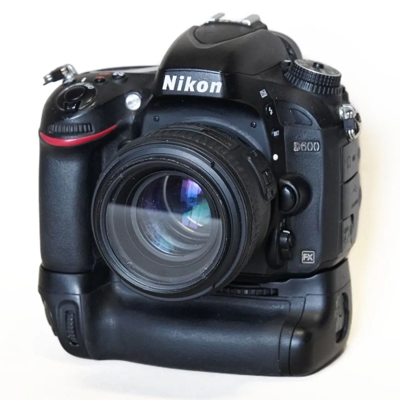Camera Nikon  D600  full frame com  50mm 1.4  ótimo preço 