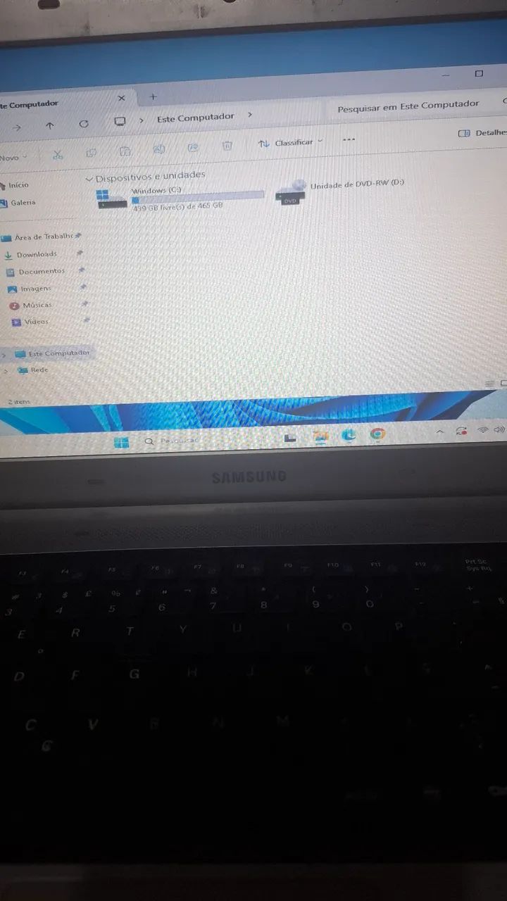 Notebook Samsung RV411 com Core i3, 6gb ram, hd 500gb e tela de 14 polegadas, funcionando  - Foto 4