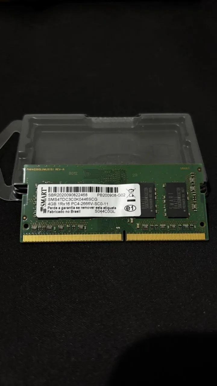 Memória RAM DDR4 - 4GB (1x 4GB)