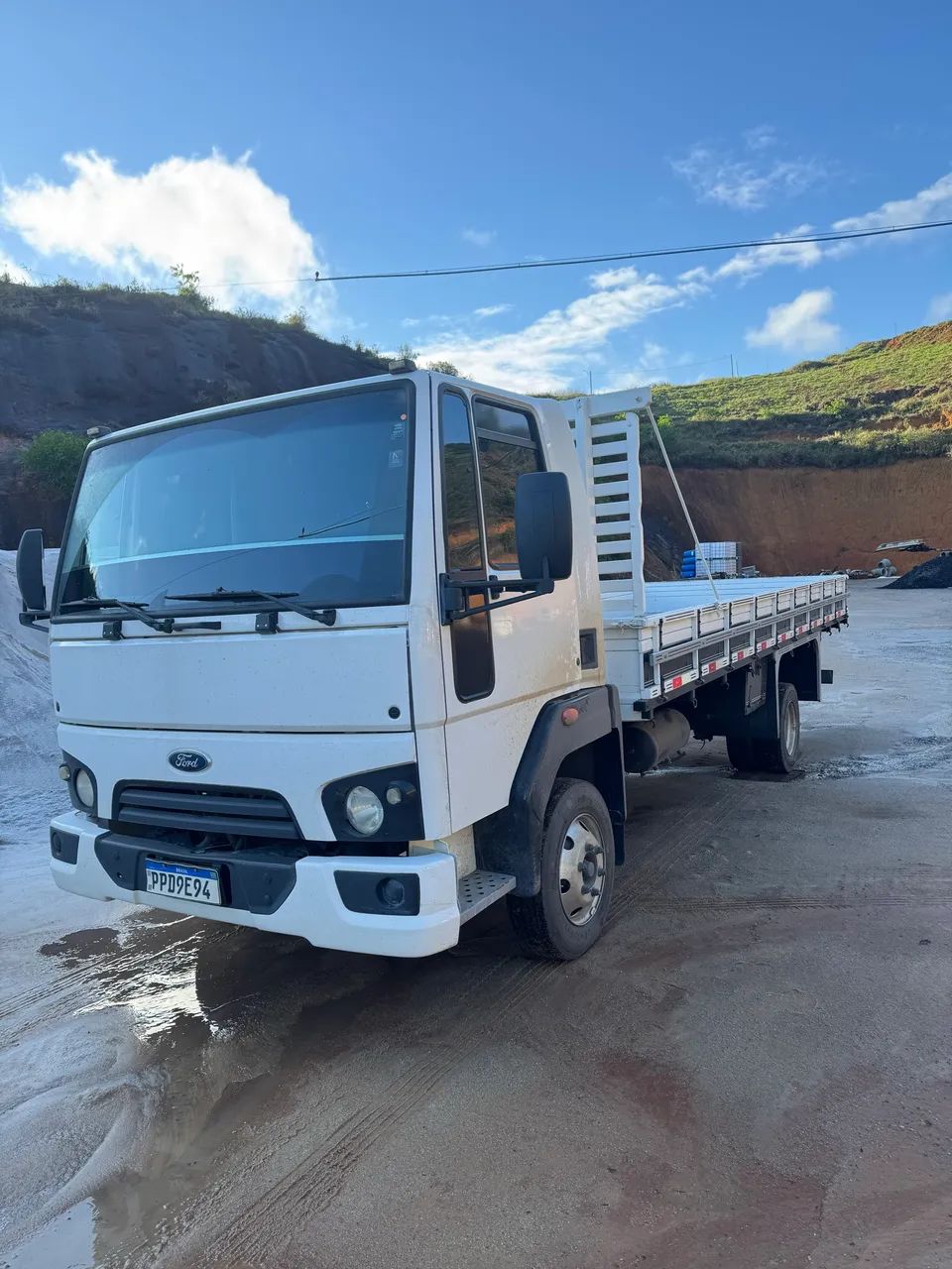 Vendo Ford Cargo 816 