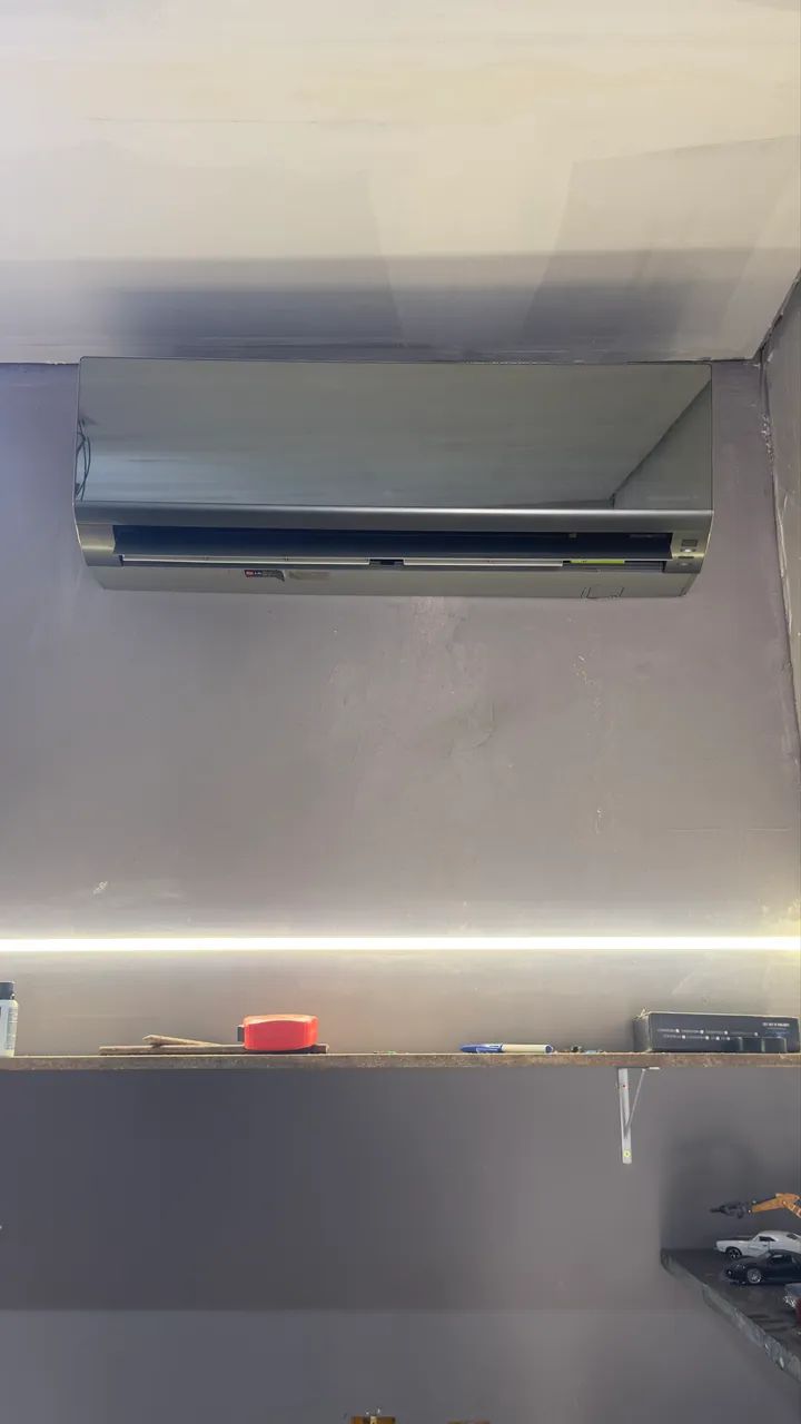 Ar-condicionado inverter LG aceito troca por Tv 65 polegadas