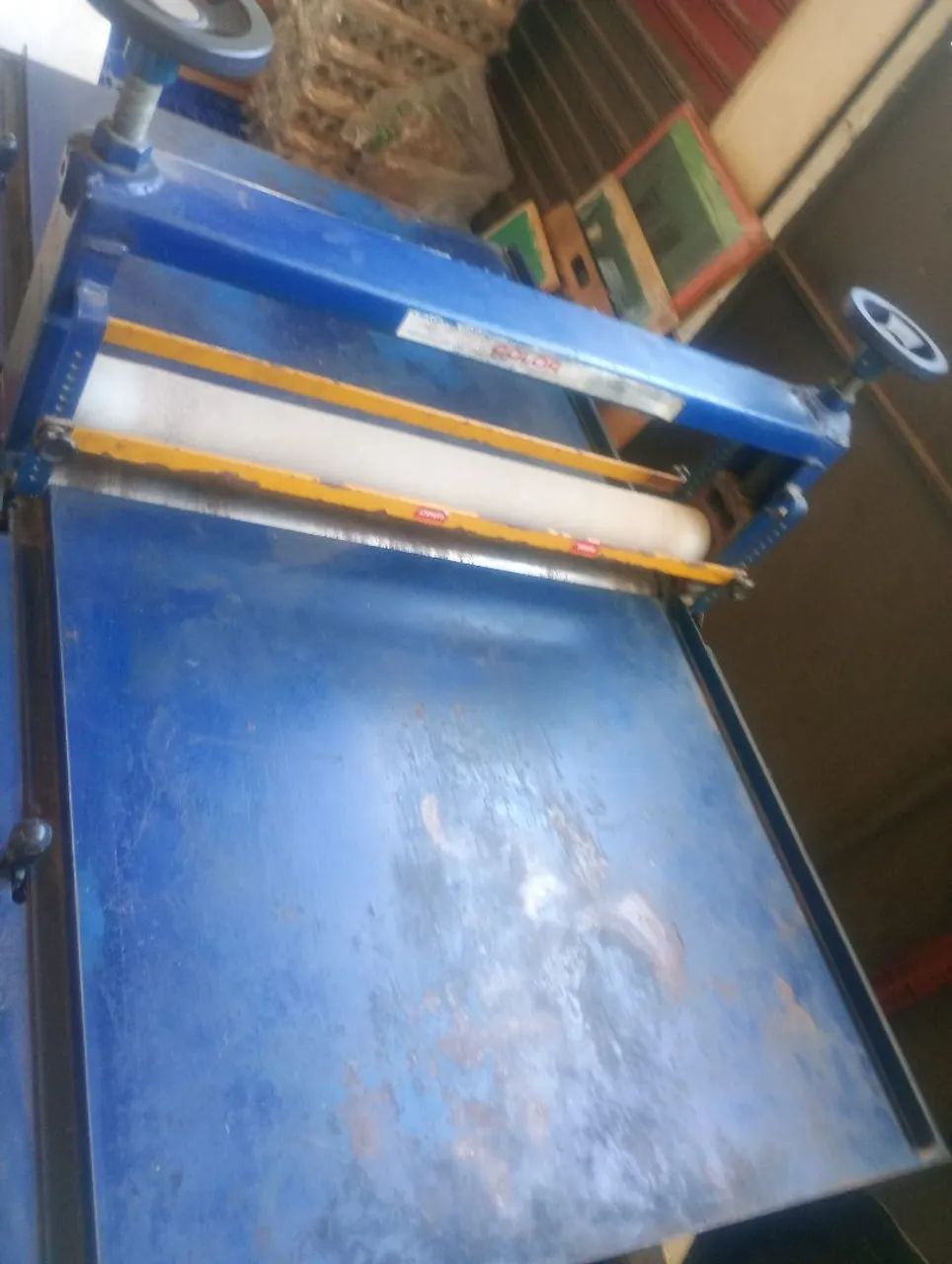 Máquina de fabricação de caixas de Papelão (Pizza,embalagens em geral Corte e vinco ) - Foto 2