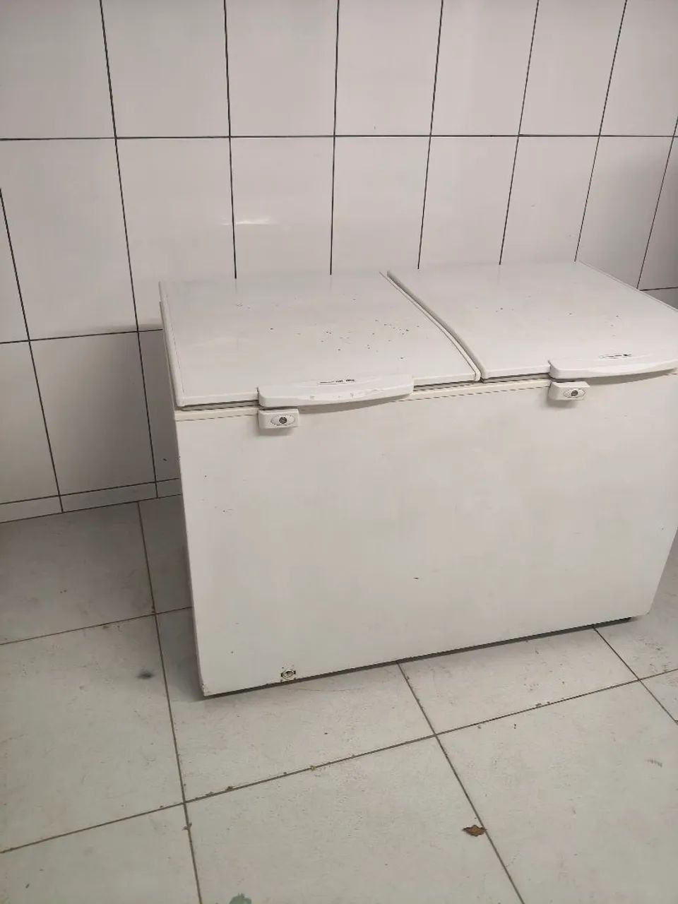 Vende um freezer horizontal 