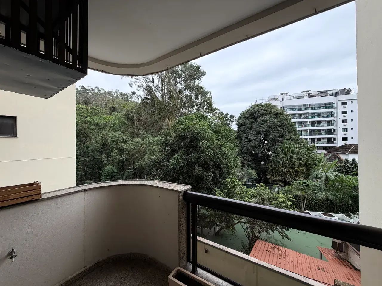 Imóvel para aluguel possui 77 metros quadrados com 2 quartos - Foto 4
