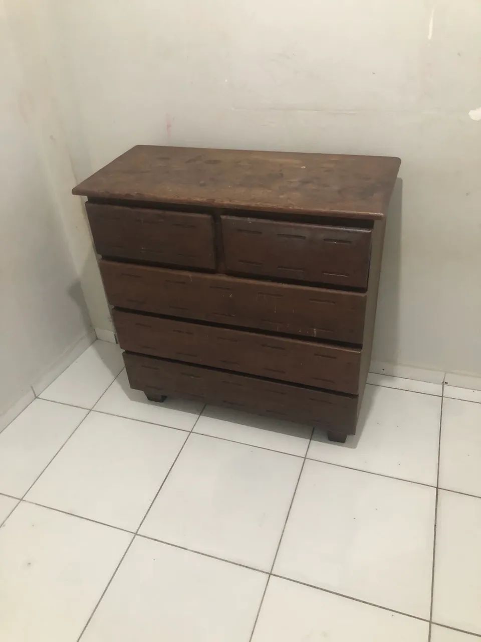 Comoda de madeira 