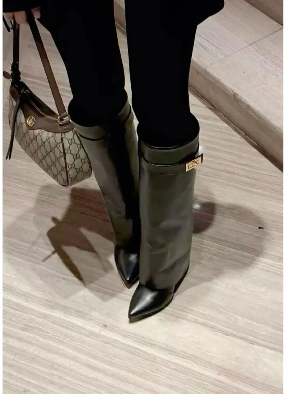 Bota preta  - Foto 2