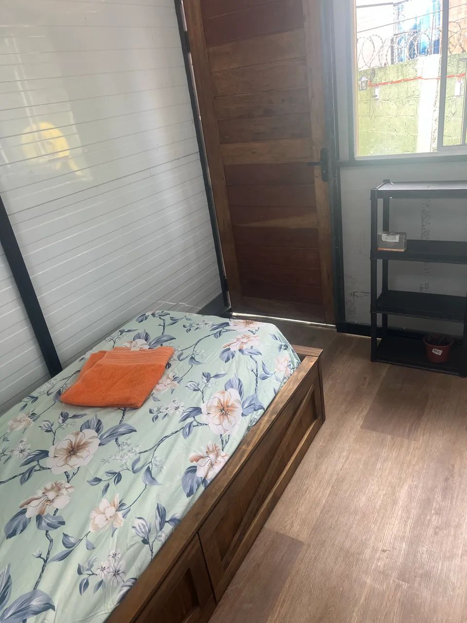 Vendo chalé pronto pra ser instalado no seu terreno  - Foto 4