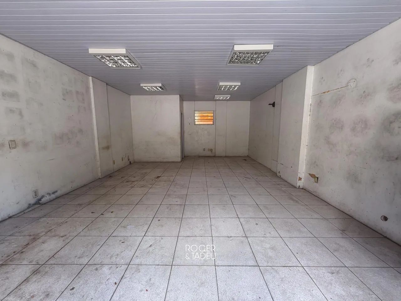 Loja 46m² com 2 vagas em frente à Praça do Liceu - Foto 4