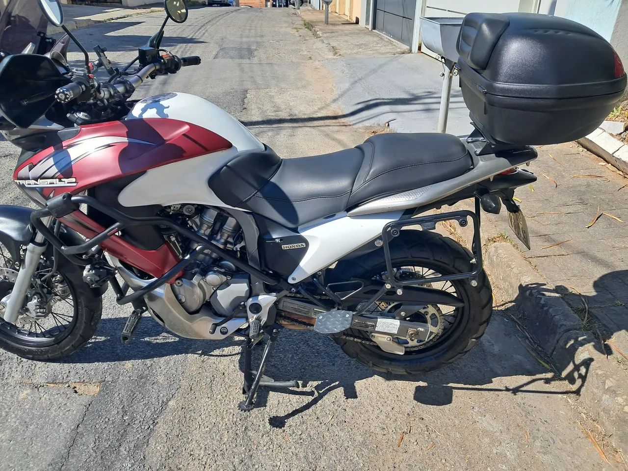Honda Transalp 700cc - Foto 5