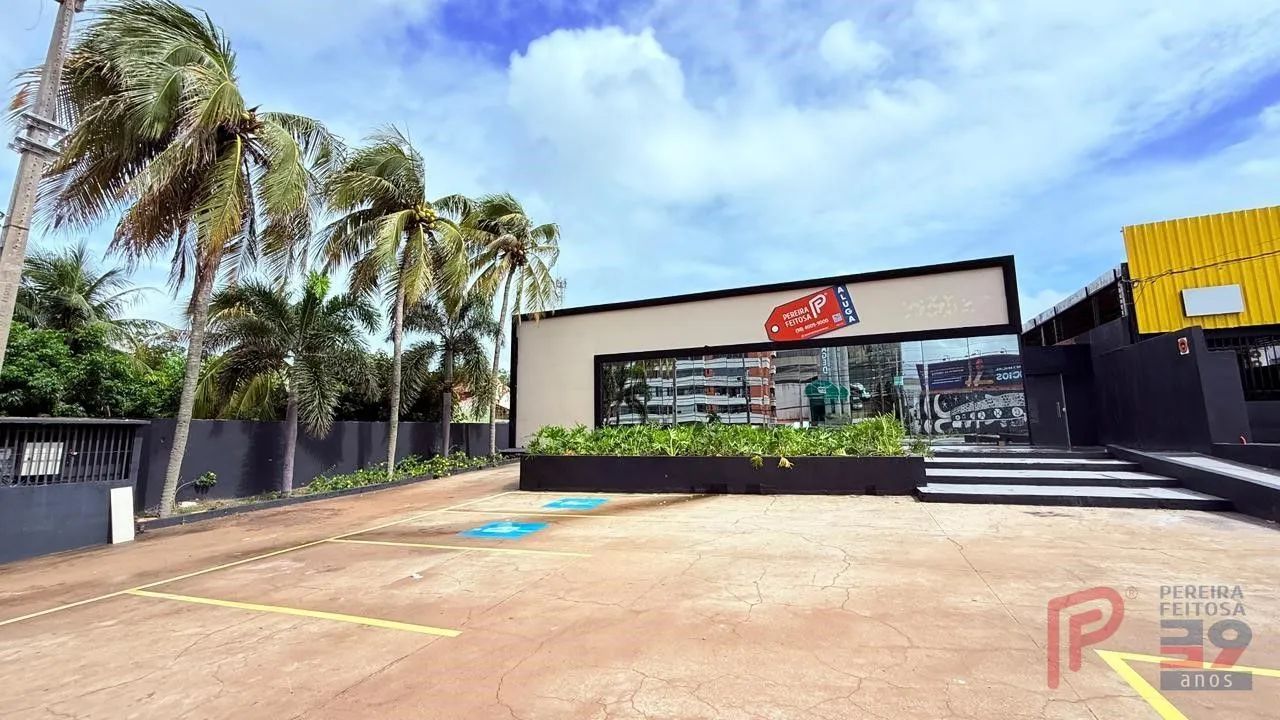 Prédio Comercial na Holandeses