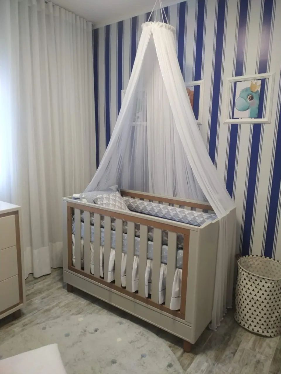 Berço Escandinavo 3 em 1 em Madeira + Mosquiteiro e Saia