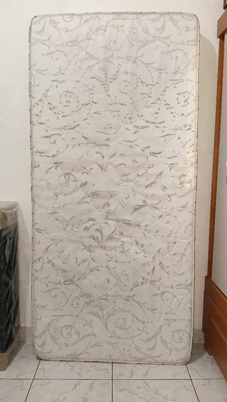 Base de cama de solteiro e colchão  - Foto 4